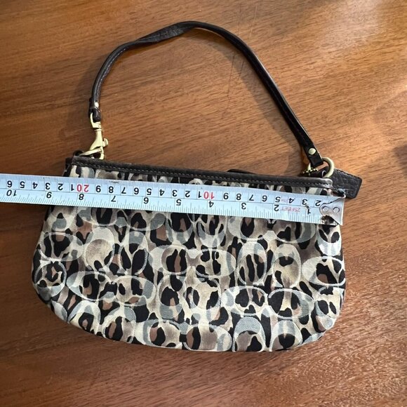 Coach Madison Top Handle Wristlet Pouch In Ocelot - Vintage - EUC - Picture 10 of 12